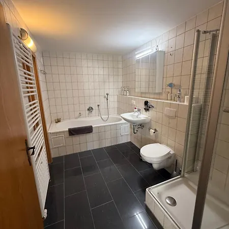 Haus Valentina 1 * באד ברגזברן